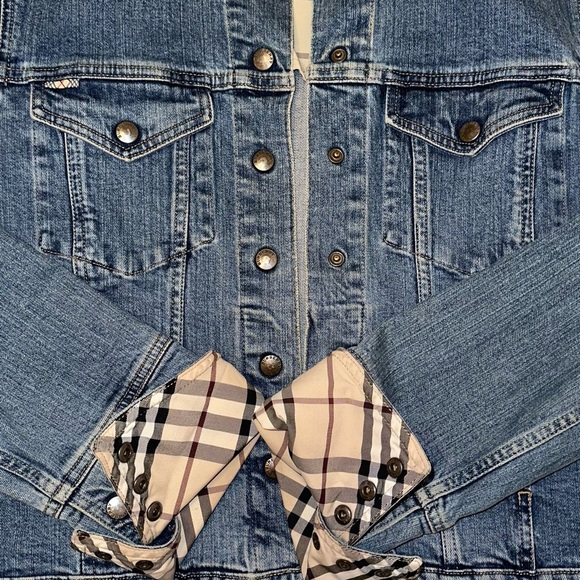 Vintage Authentic Denim Burberry Jacket! - Picture 2 of 11